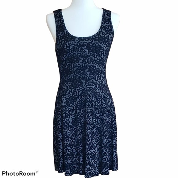 LBD Little Black Dress Velvet Burnout Fit & Flare Sleeveless Stretchy Mini Sz M - Picture 1 of 9